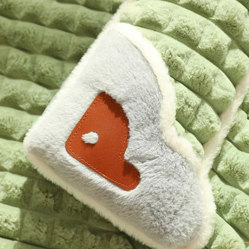 Warm And Comfortable Dog Mat For Autumn