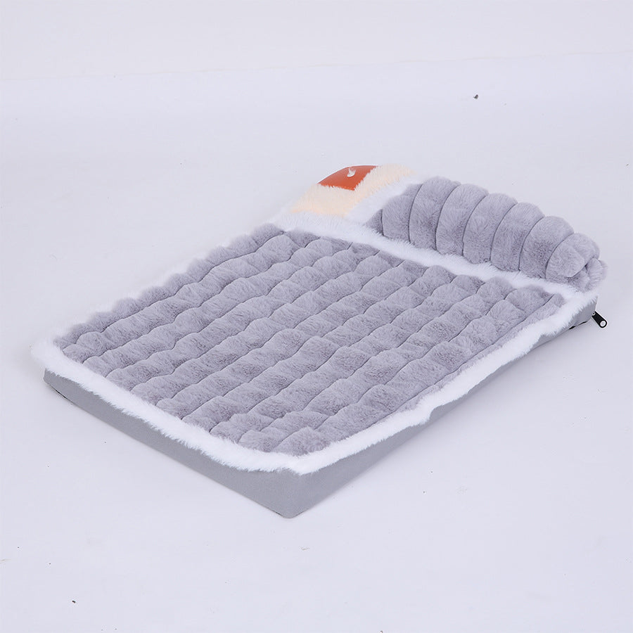 Warm And Comfortable Dog Mat For Autumn